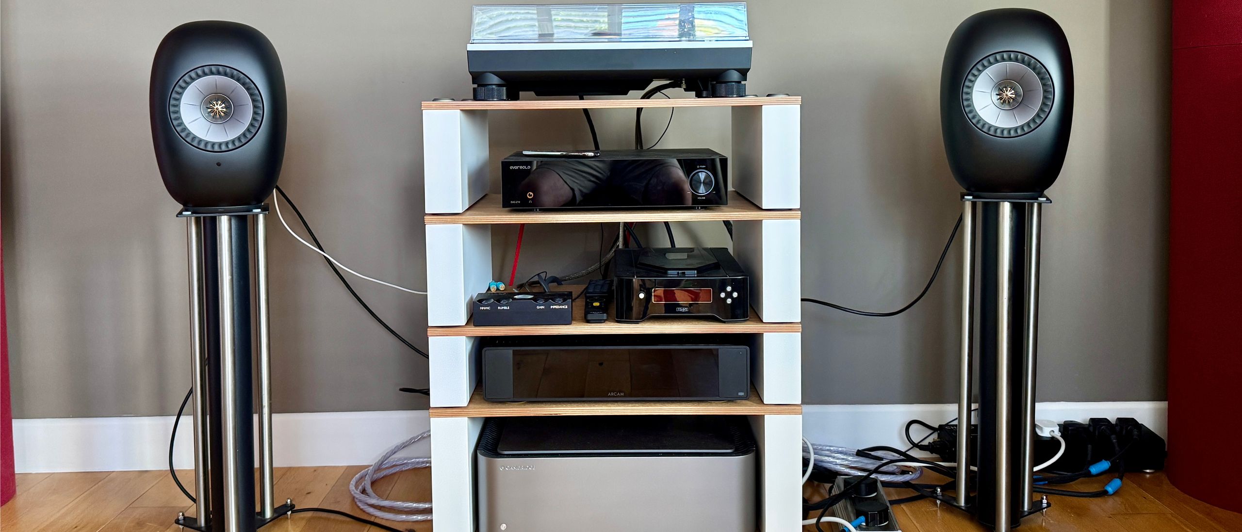 KEF LS Luxe