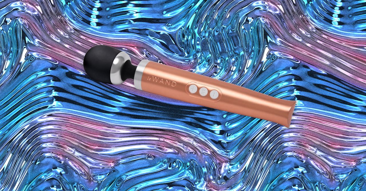 Le Wand Die Cast Massager