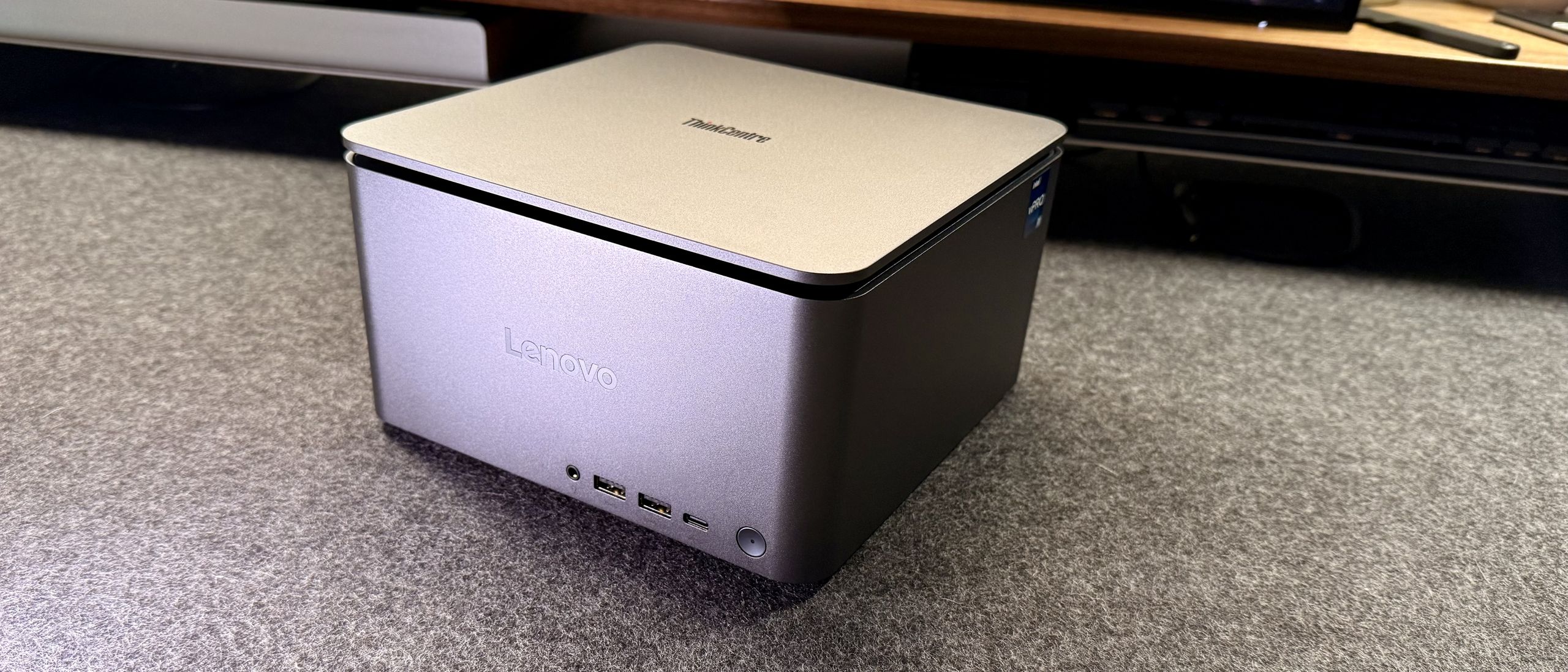 Lenovo Thinkcentre Neo Ultra