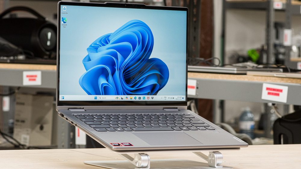 Lenovo Yoga 7 2-in-1 14 (2024)