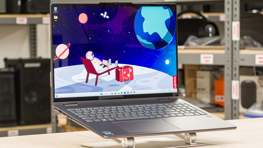 Lenovo Yoga 7i 16 (2023)