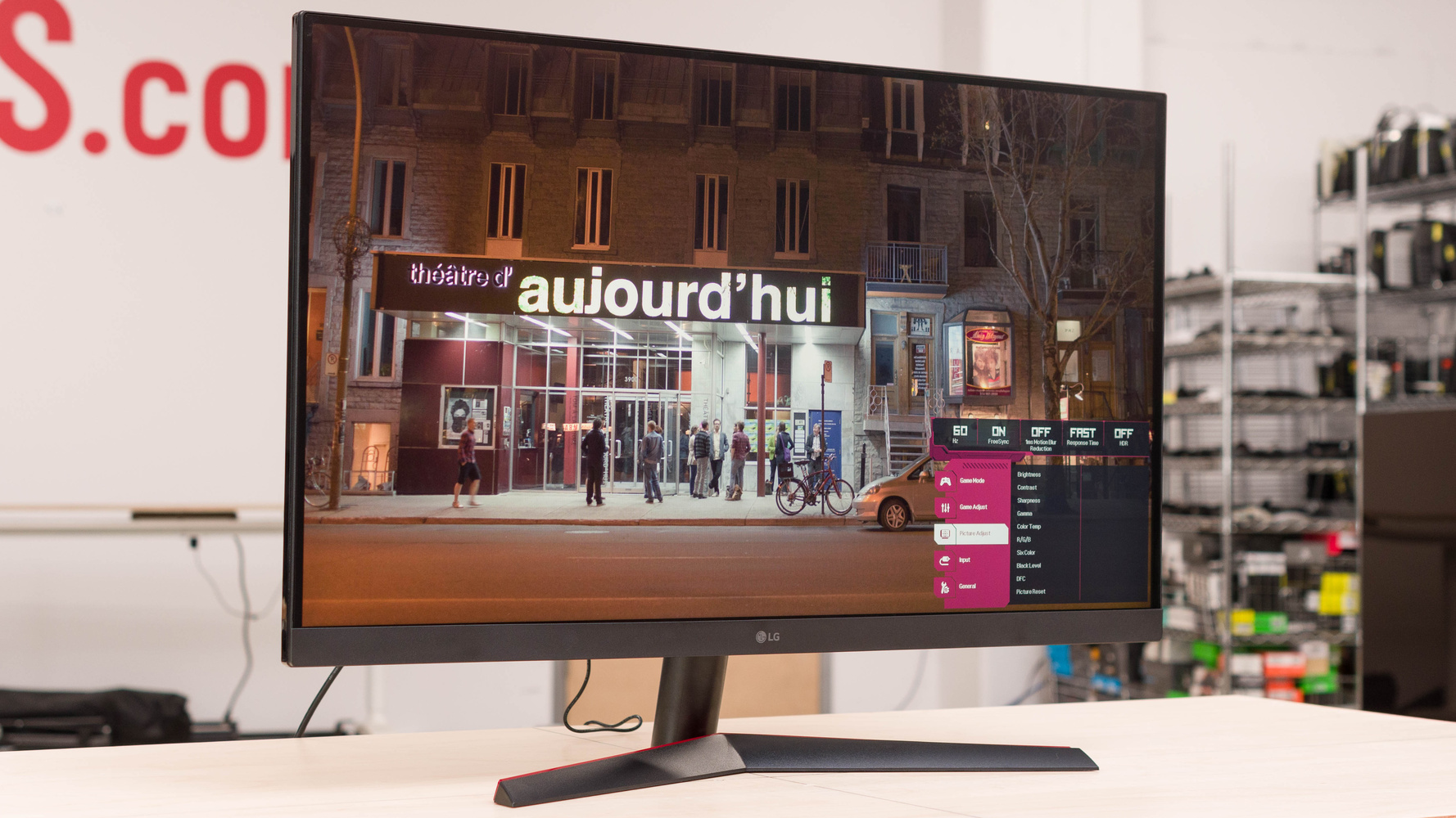 LG 32GN600-B