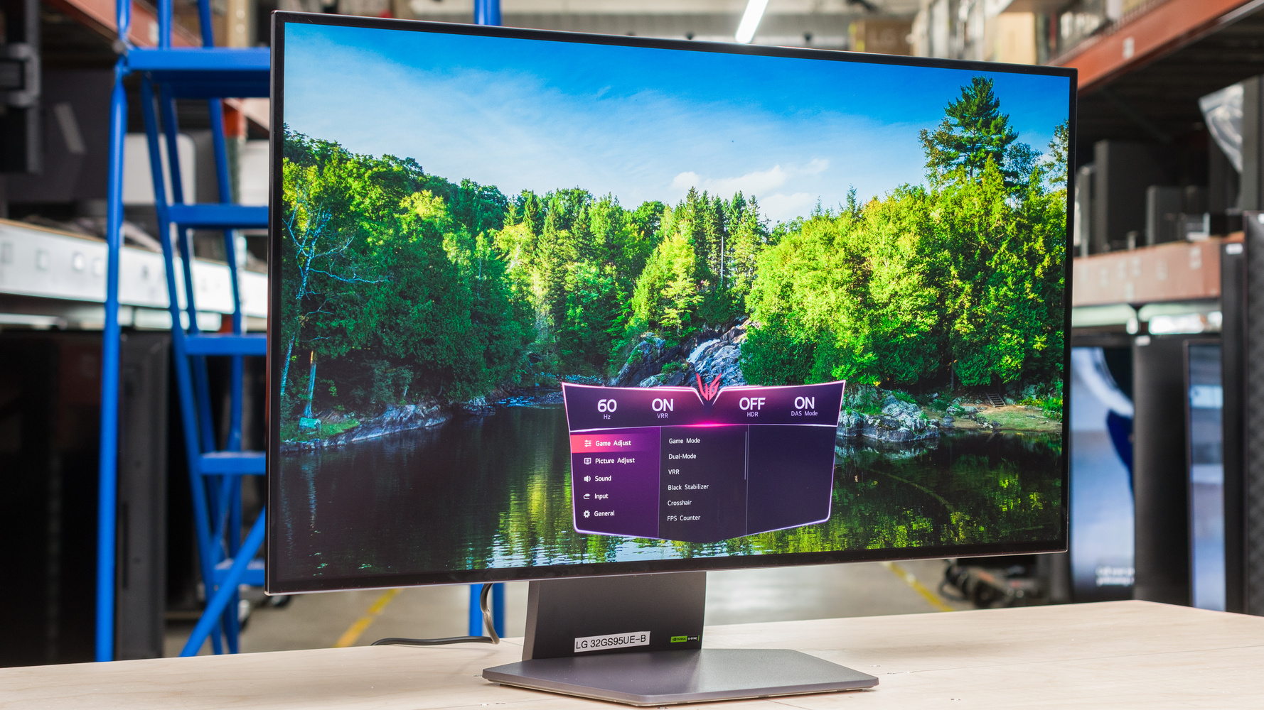 LG 32GS95UE-B