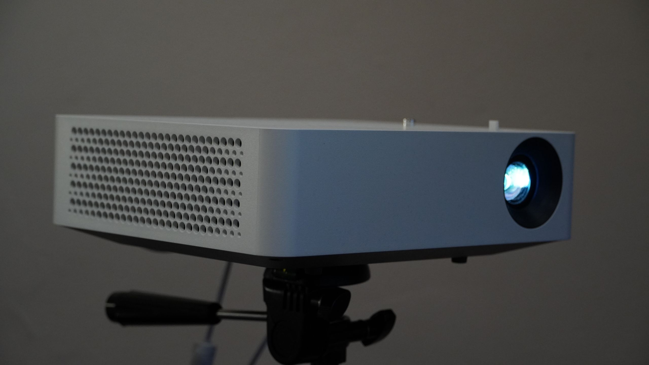 LG Cinebeam PF610P