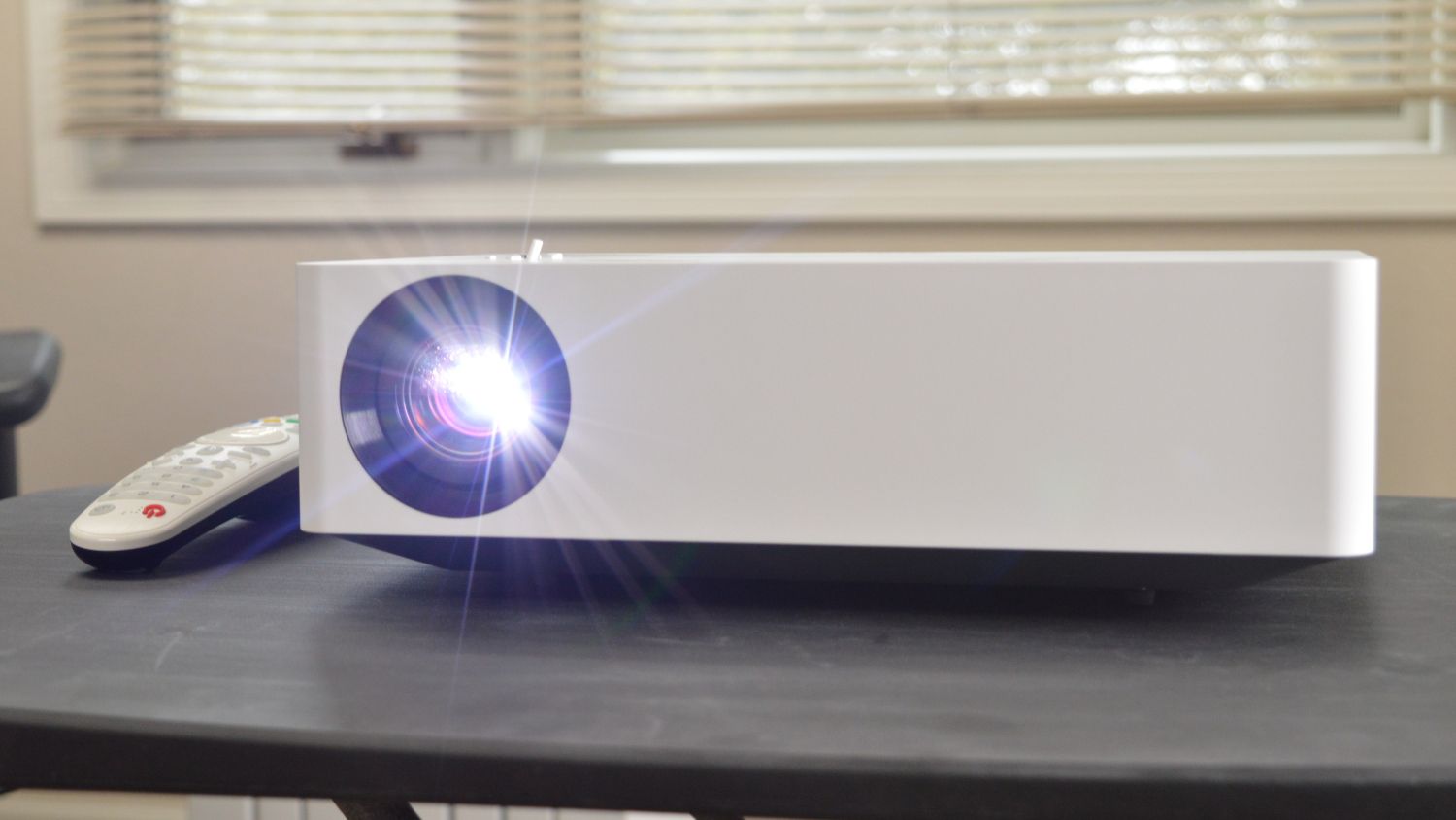 LG HU70LA 4K Cinebeam Projector