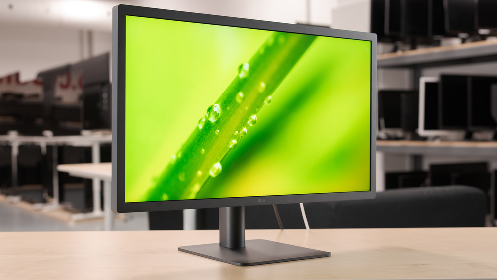 LG UltraFine 4K Display (2019)