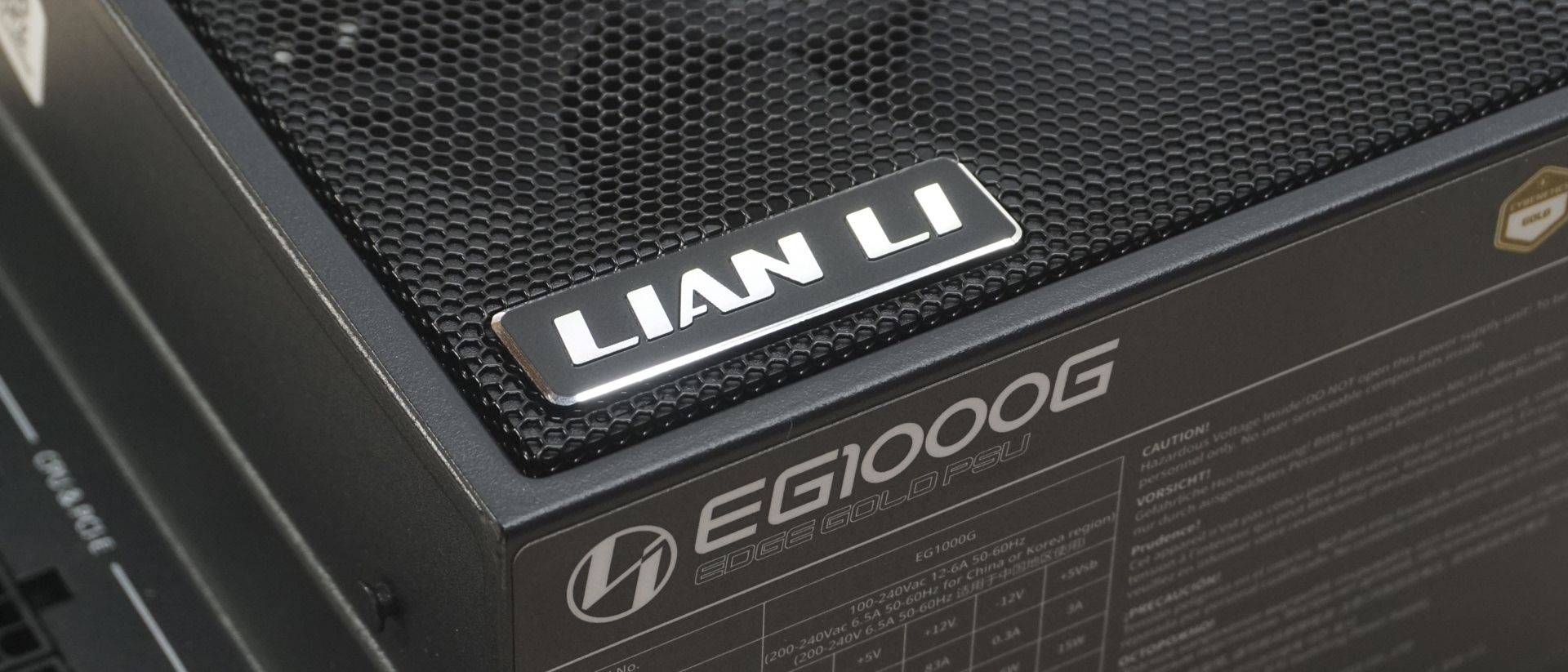 Lian Li Edge Gold EG1000G ATX 3.1