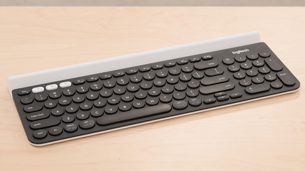 Logitech K780