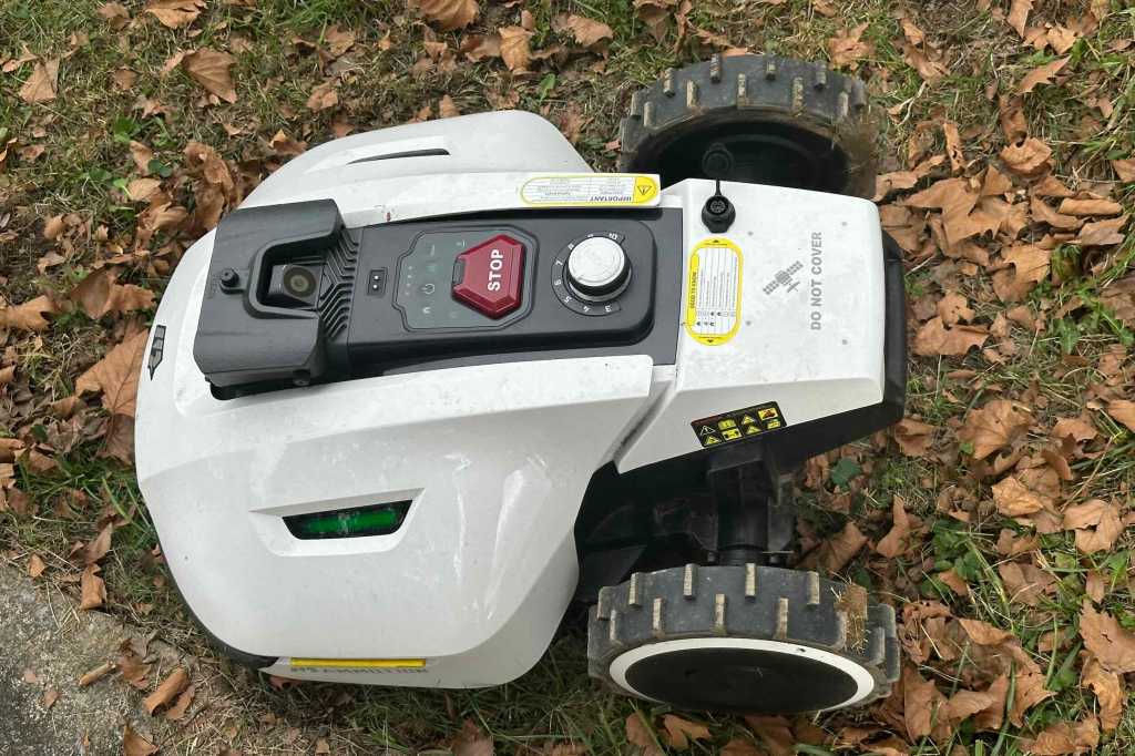 Mammotion Yuka 1500 Robot Mower