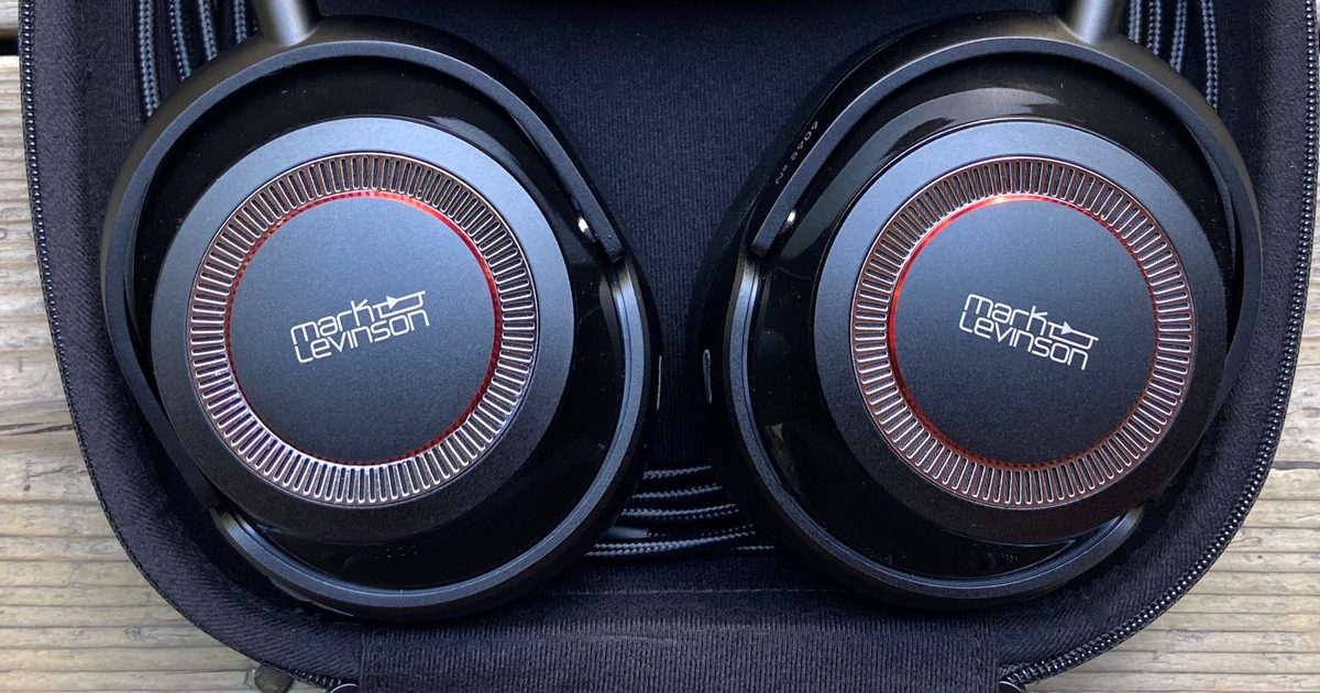 Mark Levinson No. 5909 wireless headphones