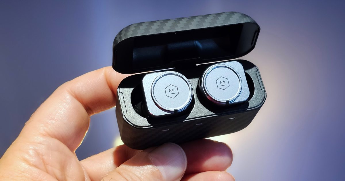 Master & Dynamic MW09 ANC Earbuds