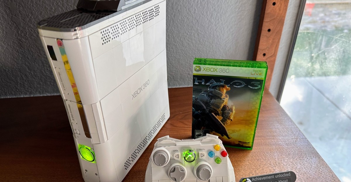 Mega Xbox 360 Collector Building Set