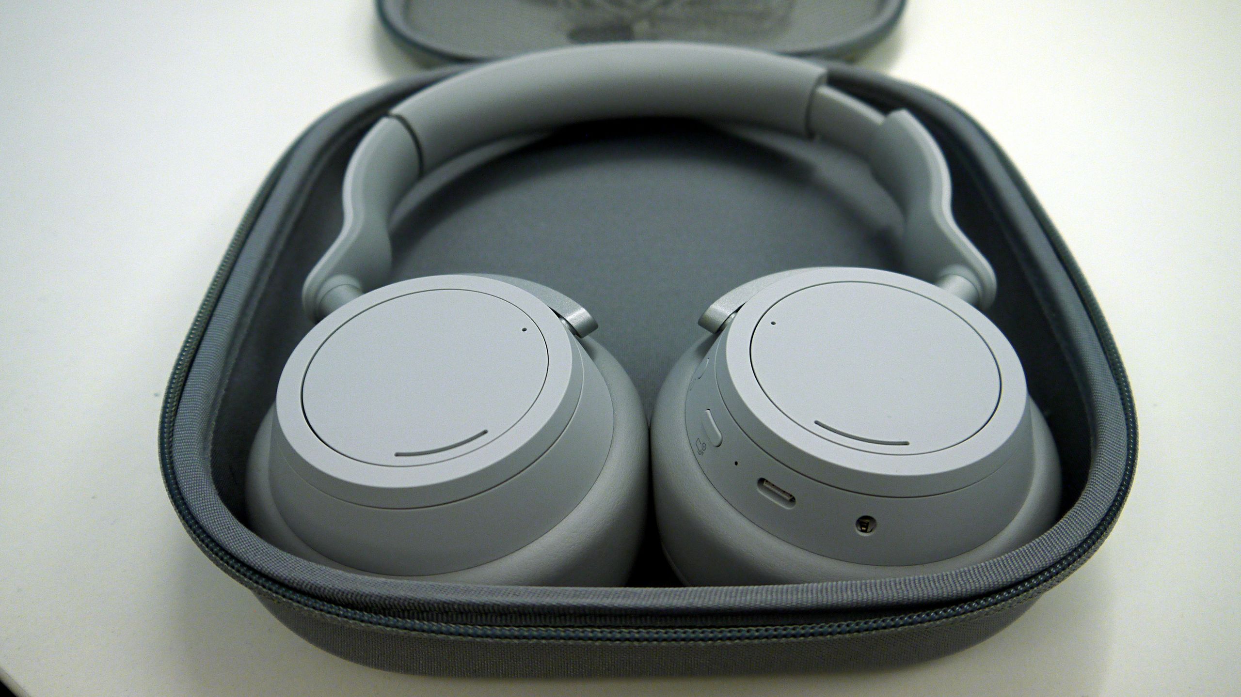 Microsoft Surface Headphones