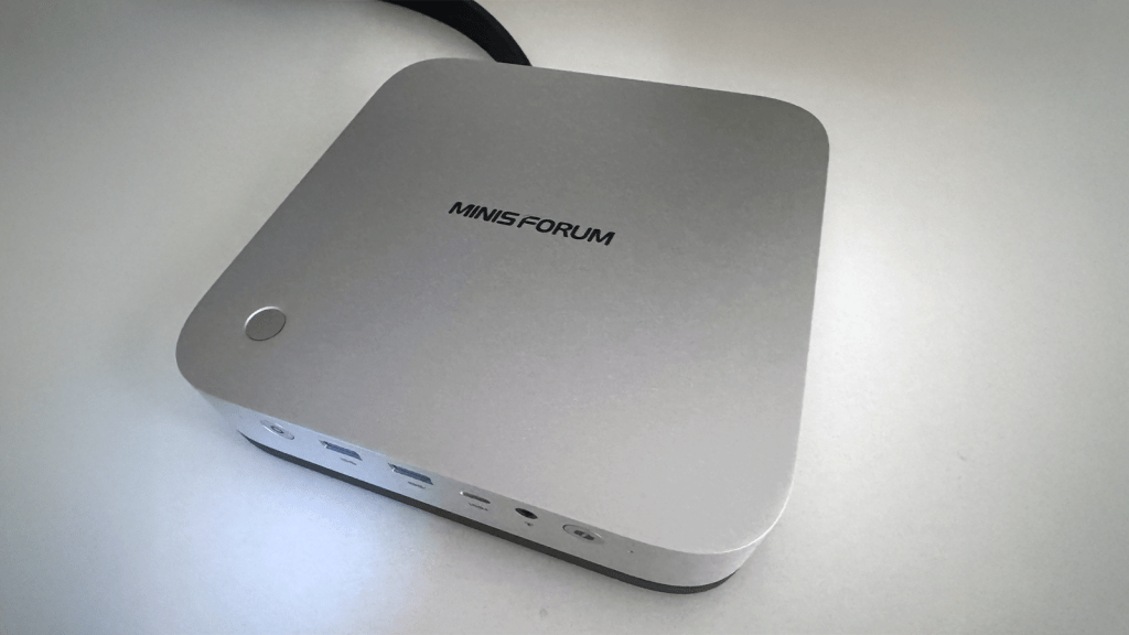 Minisforum AI X1 Pro