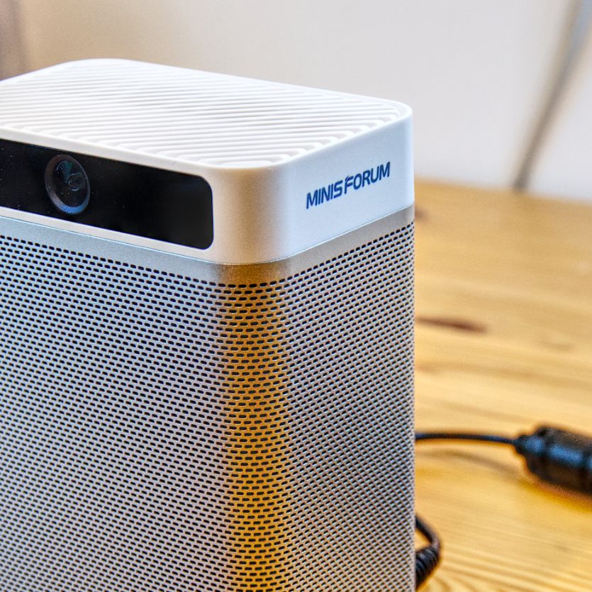 Minisforum Mars MC560
