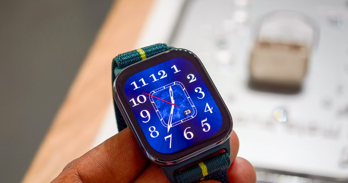 Moto Watch Fit