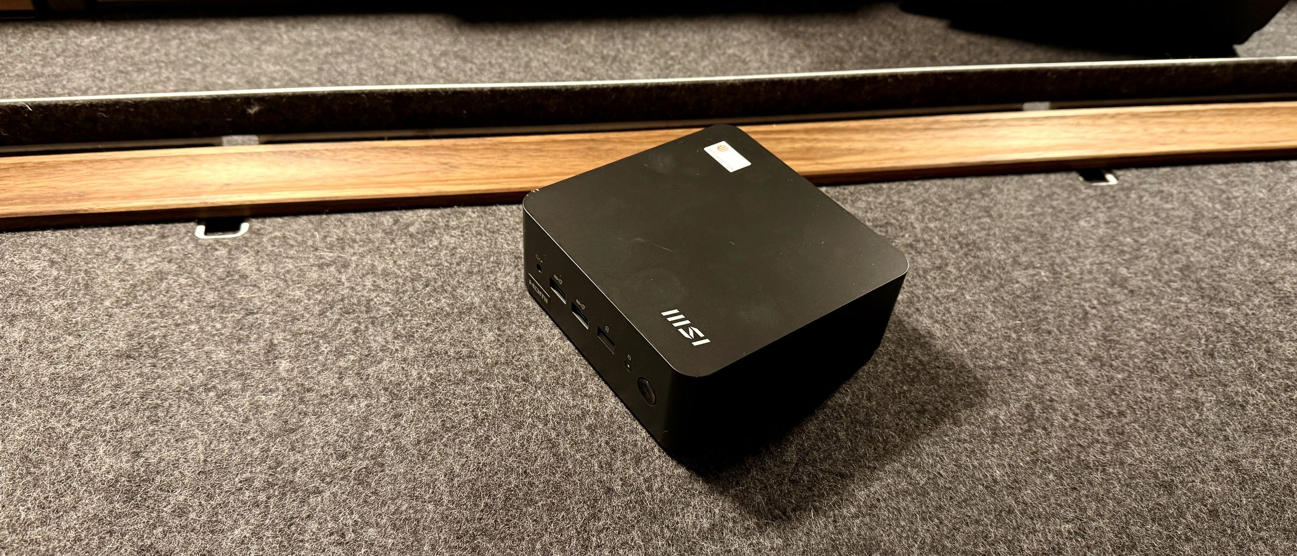MSI Cubi Nuc 1M
