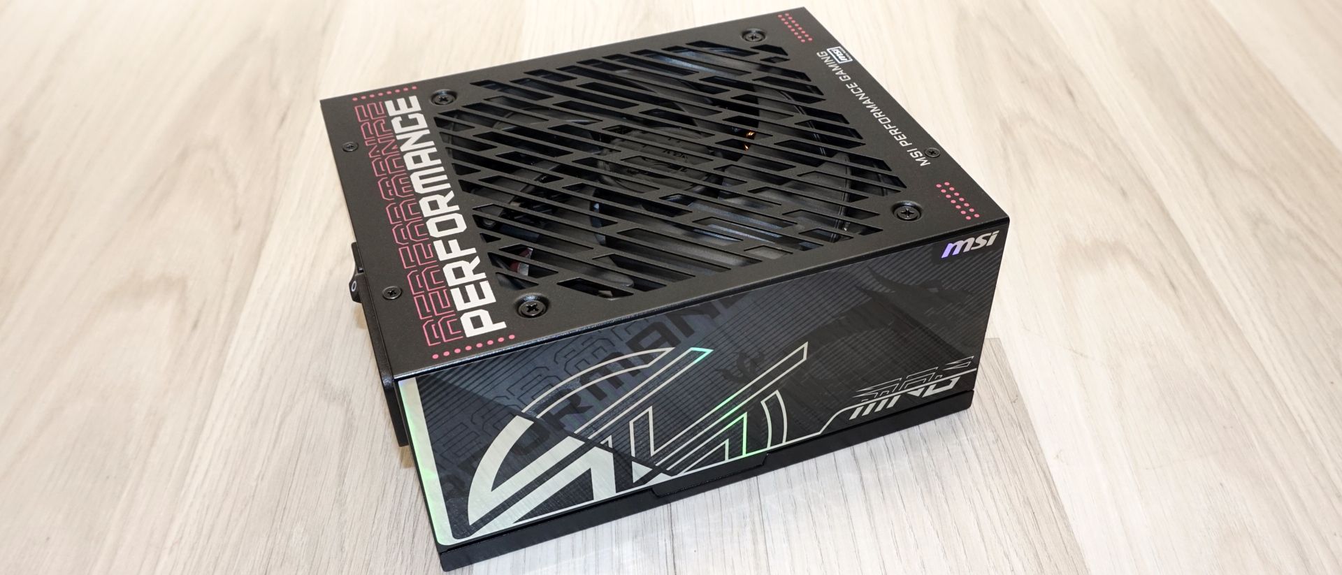 MSI MPG Ai1600TS PCIE5 1600W power supply