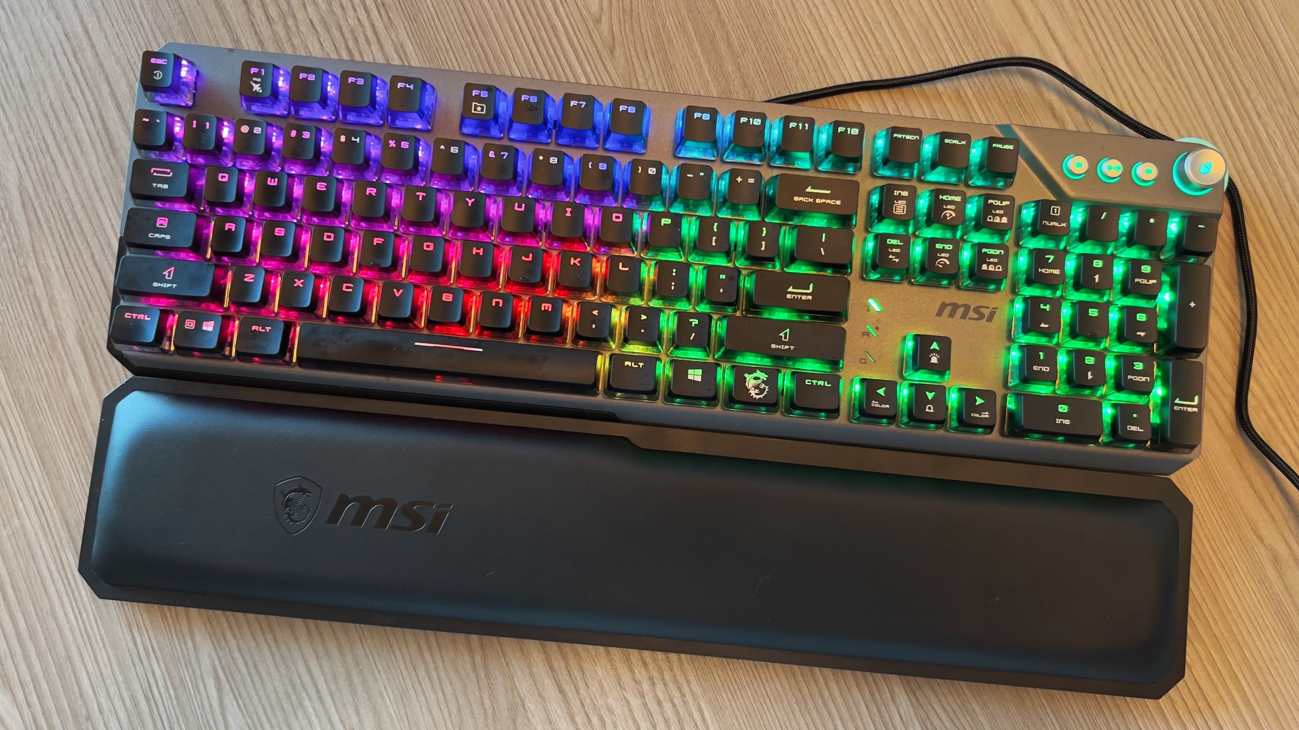 MSI Vigor GK71 Sonic