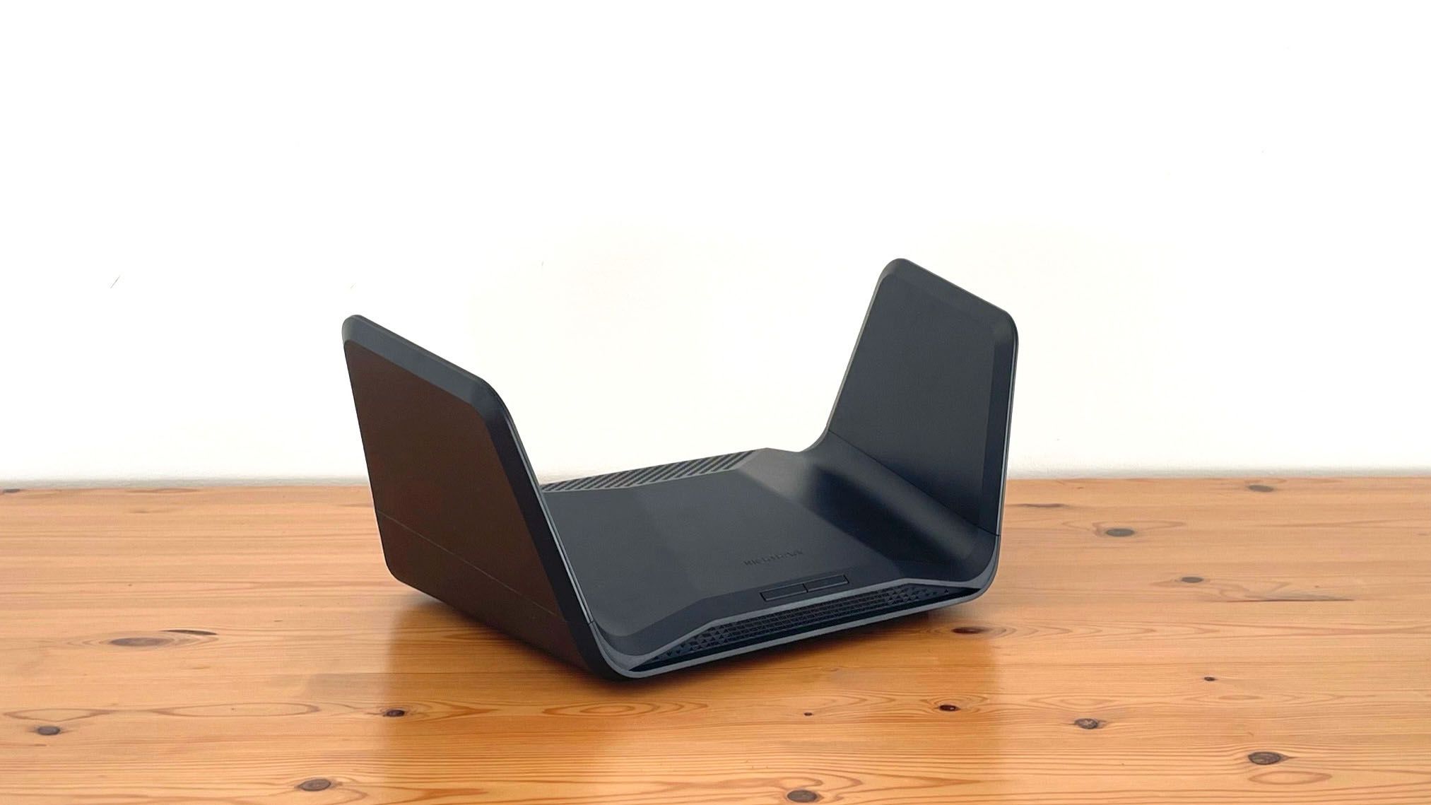 Netgear Nighthawk RAXE300
