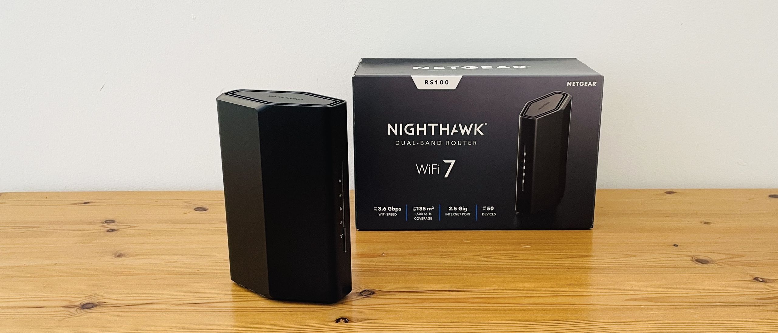 Netgear Nighthawk RS100