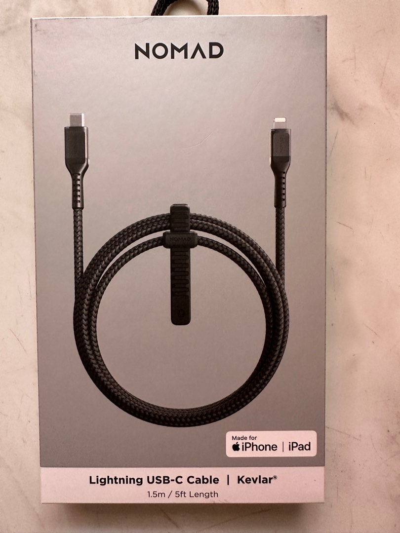 Nomad Lightning Cable