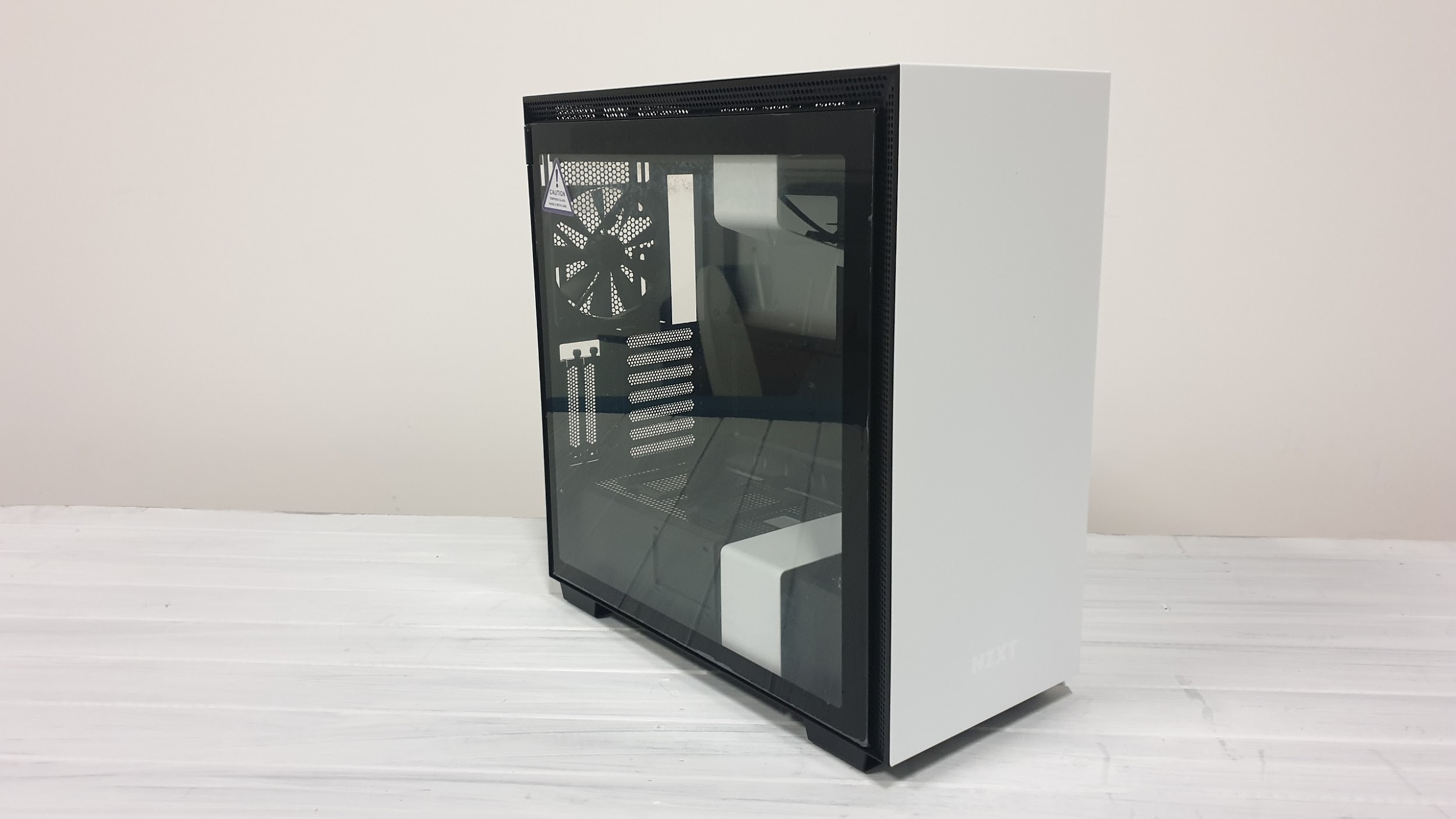 Nzxt H710I