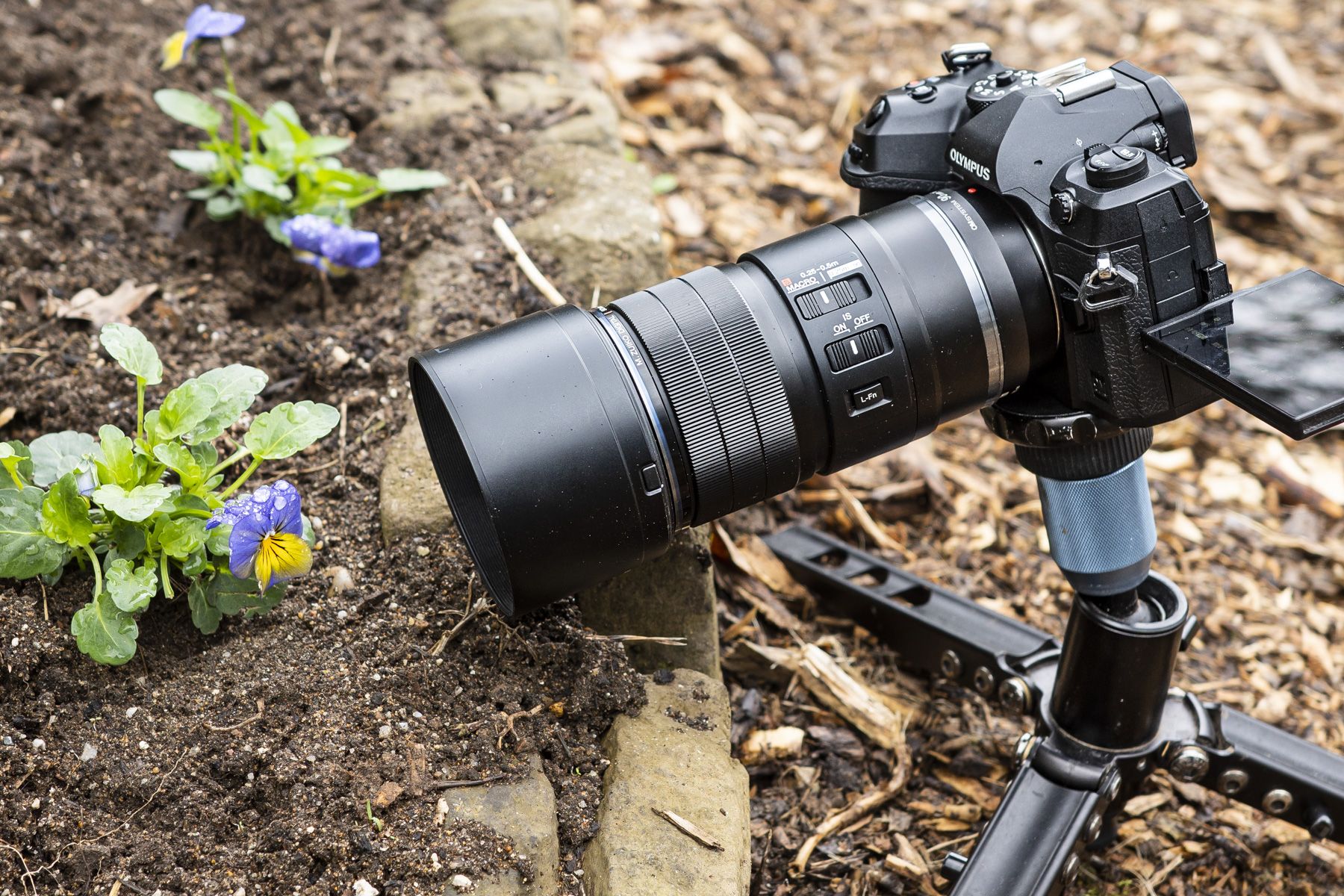 Om System 90Mm F3.5 Macro Is Pro