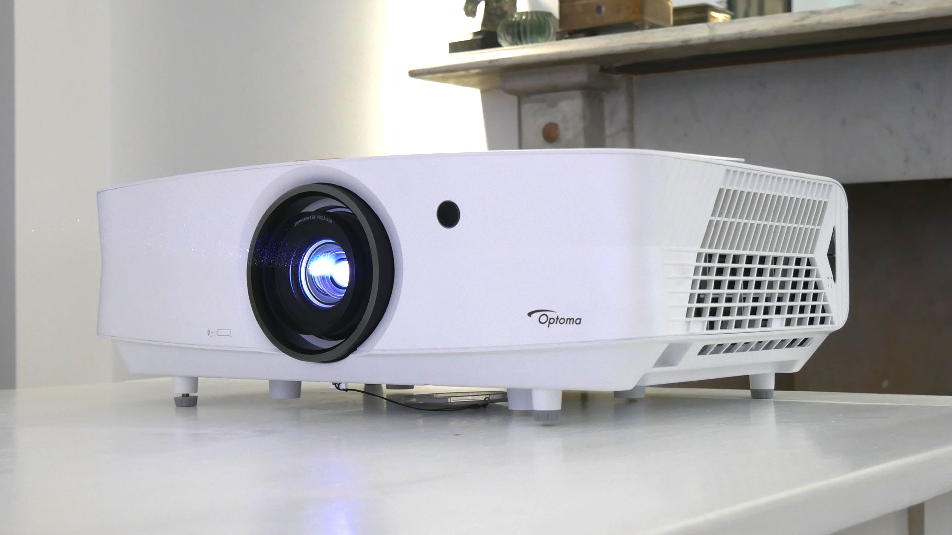 Optoma ZK507