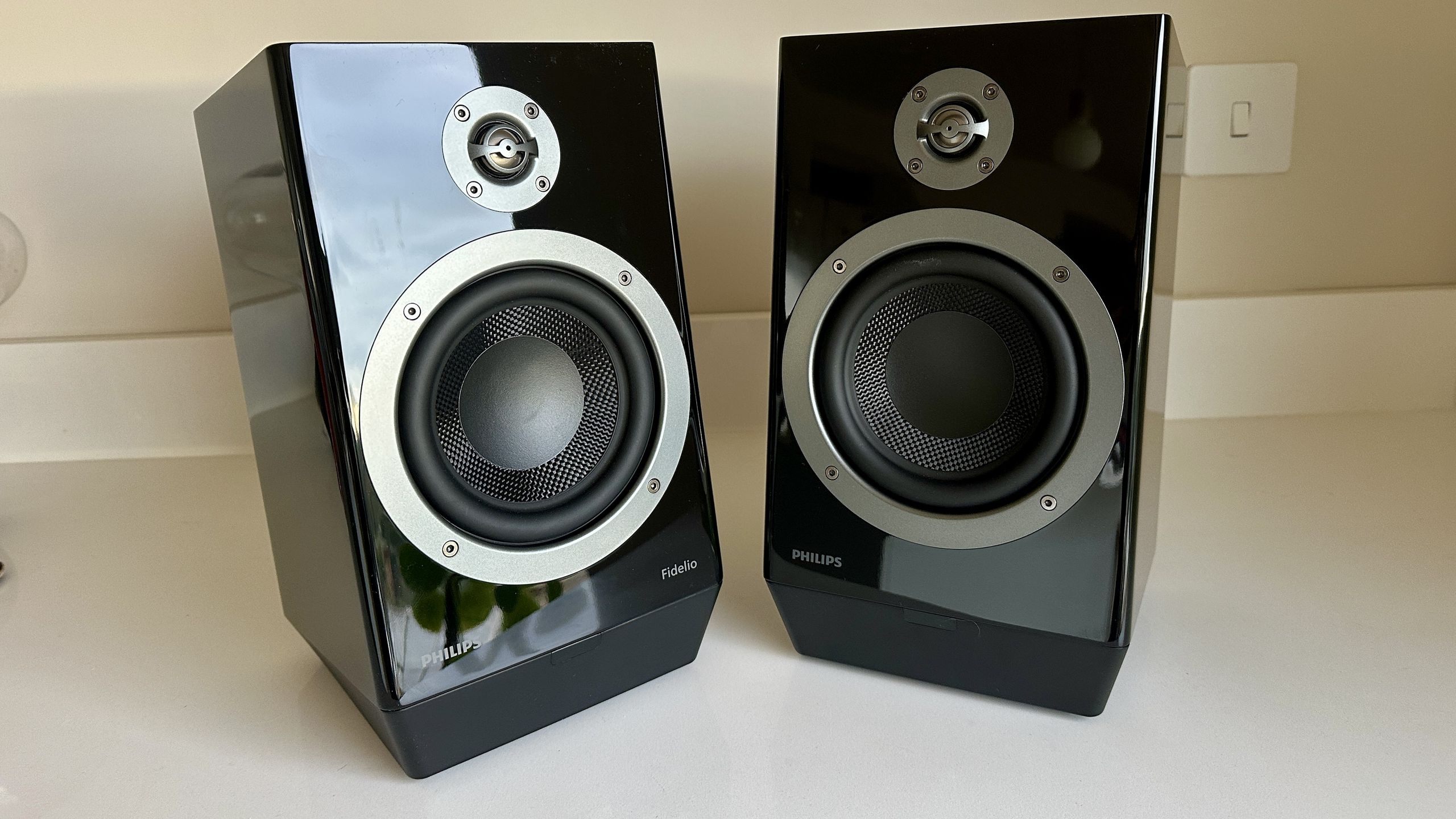 Philips Fidelio FA3