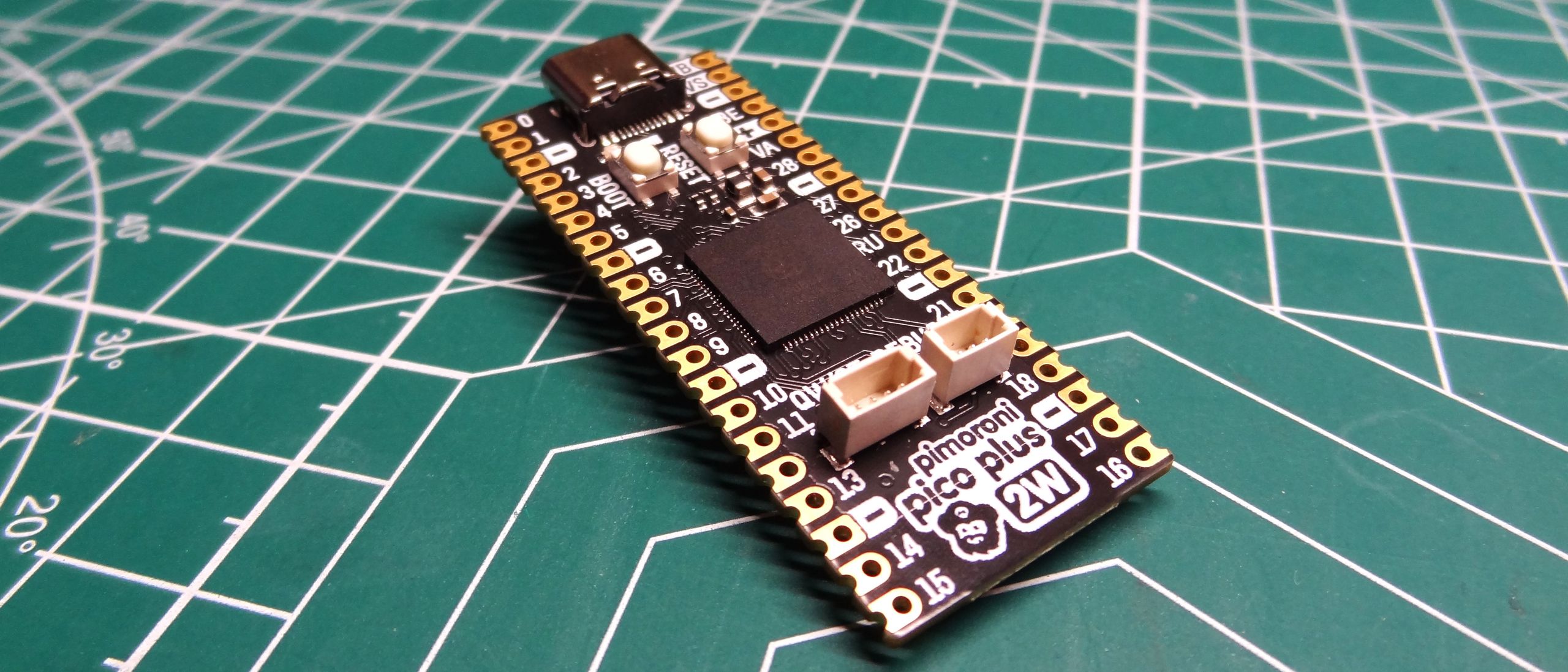 Pimoroni Pico Plus 2 W