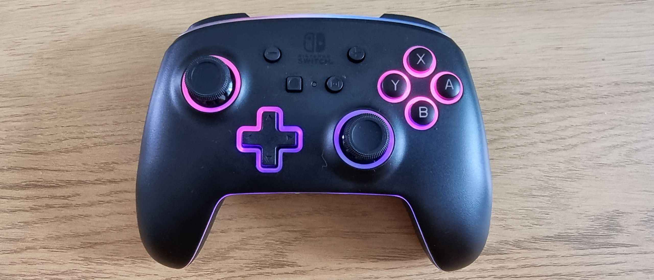 Powera Enhanced Wireless Controller With Lumectra
