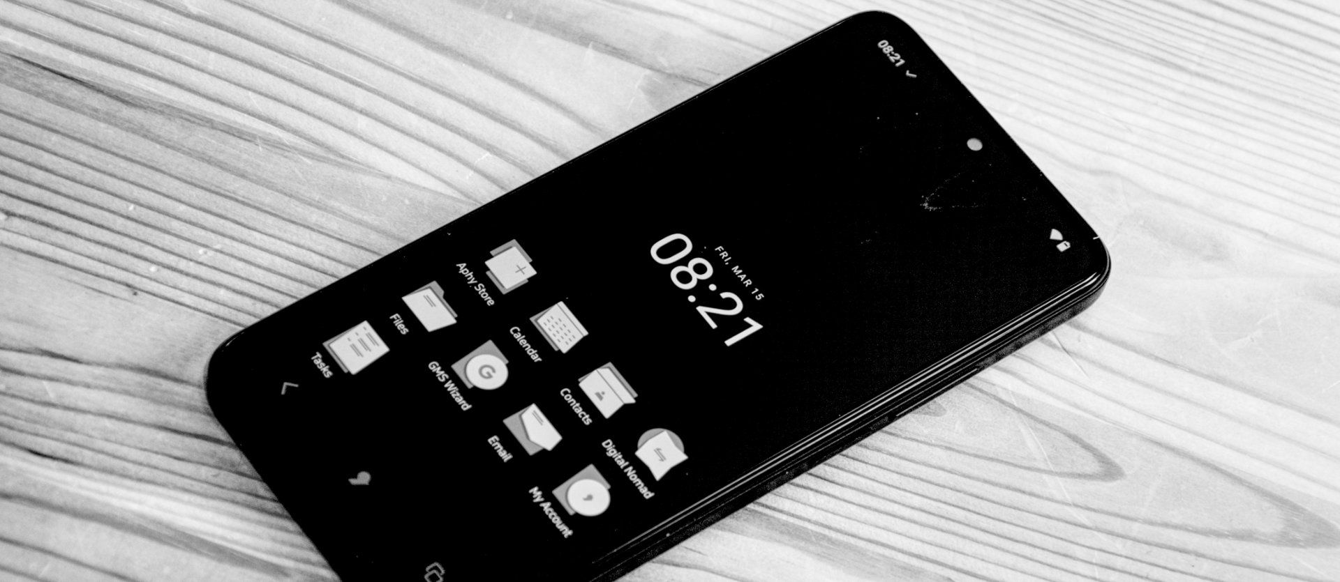 Punkt. MC02 5G Secure Phone