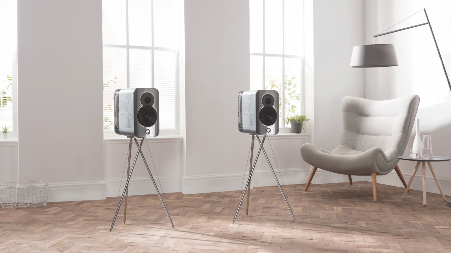 Q Acoustics Concept 300