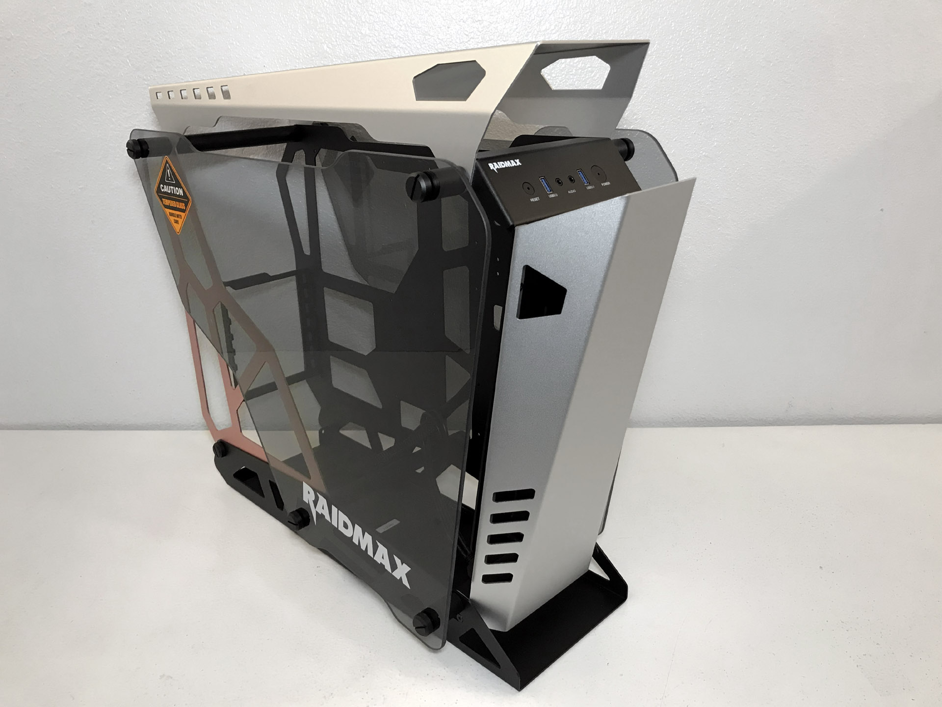 Raidmax X08 Open Air Chassis
