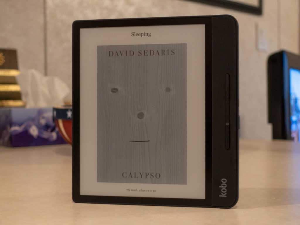 Rakuten Kobo Forma E-Reader