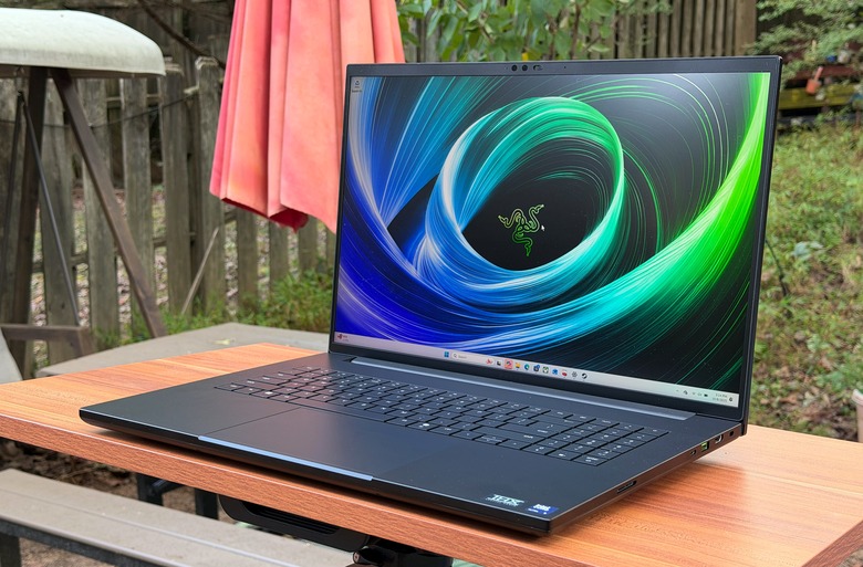 Razer Blade 18 2025