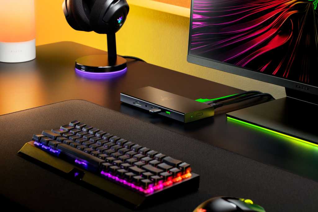 Razer USB 4 Dock