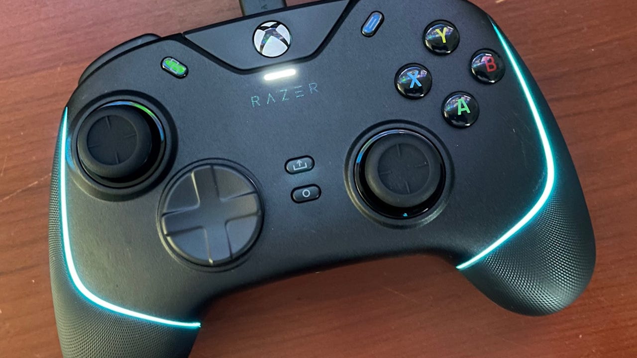 Razer Wolverine V2 Chroma