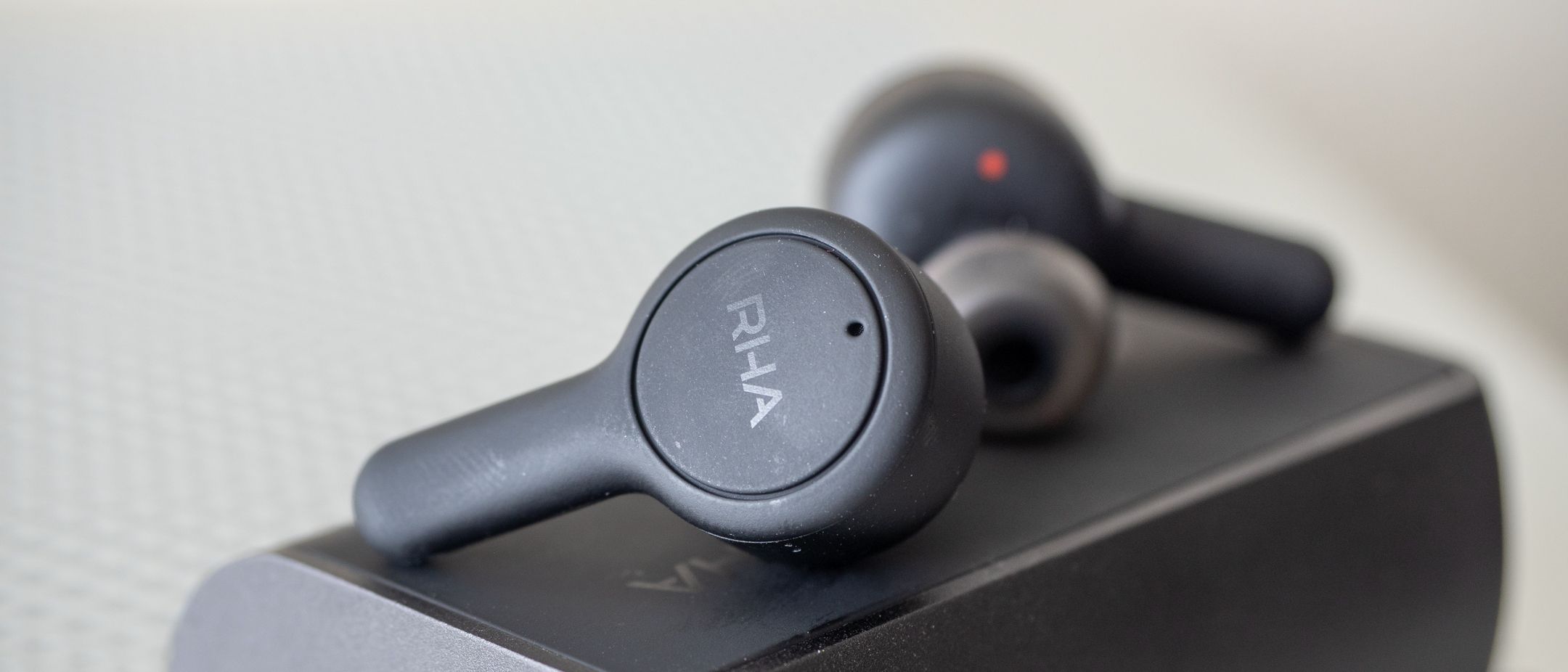 RHA TrueConnect 2 earbuds