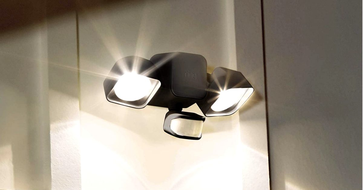 Ring Smart Lighting Solar Floodlight