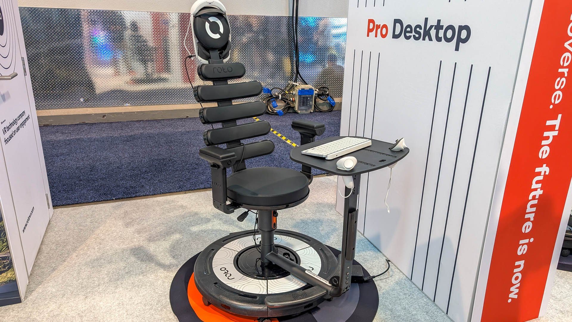 Roto VR Explorer Chair