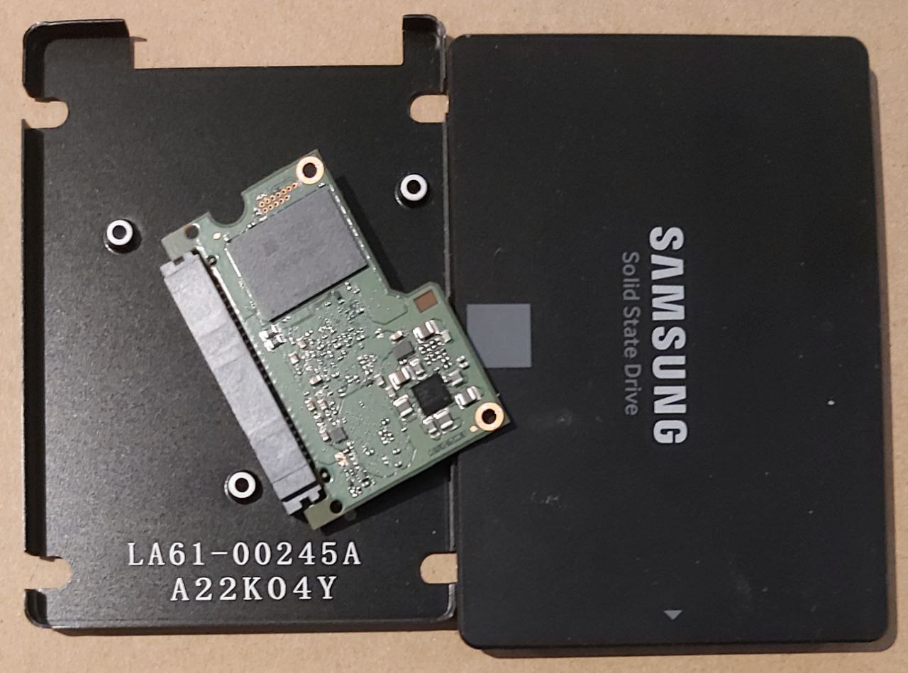 Samsung 860 EVO SSD