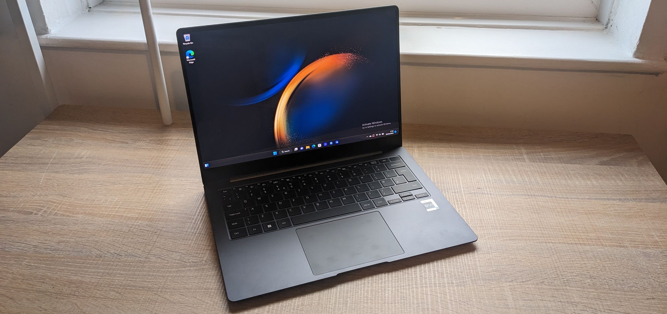Samsung Galaxy BOOK3 Pro 14-INCH