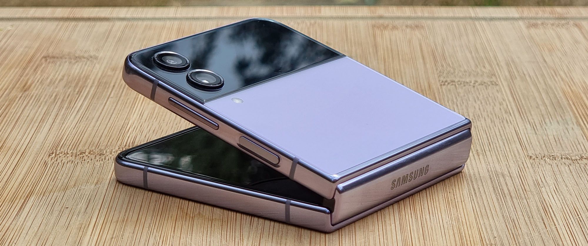 Samsung Galaxy Z Flip 4