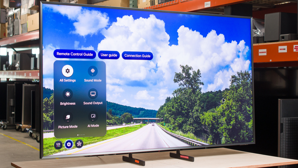 Samsung QN900F 8K TV