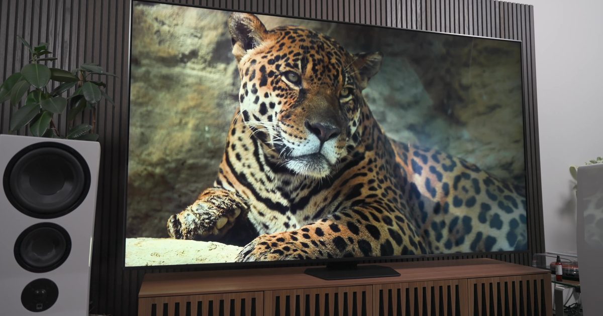Samsung 98-Inch QN90D 4K QLED TV