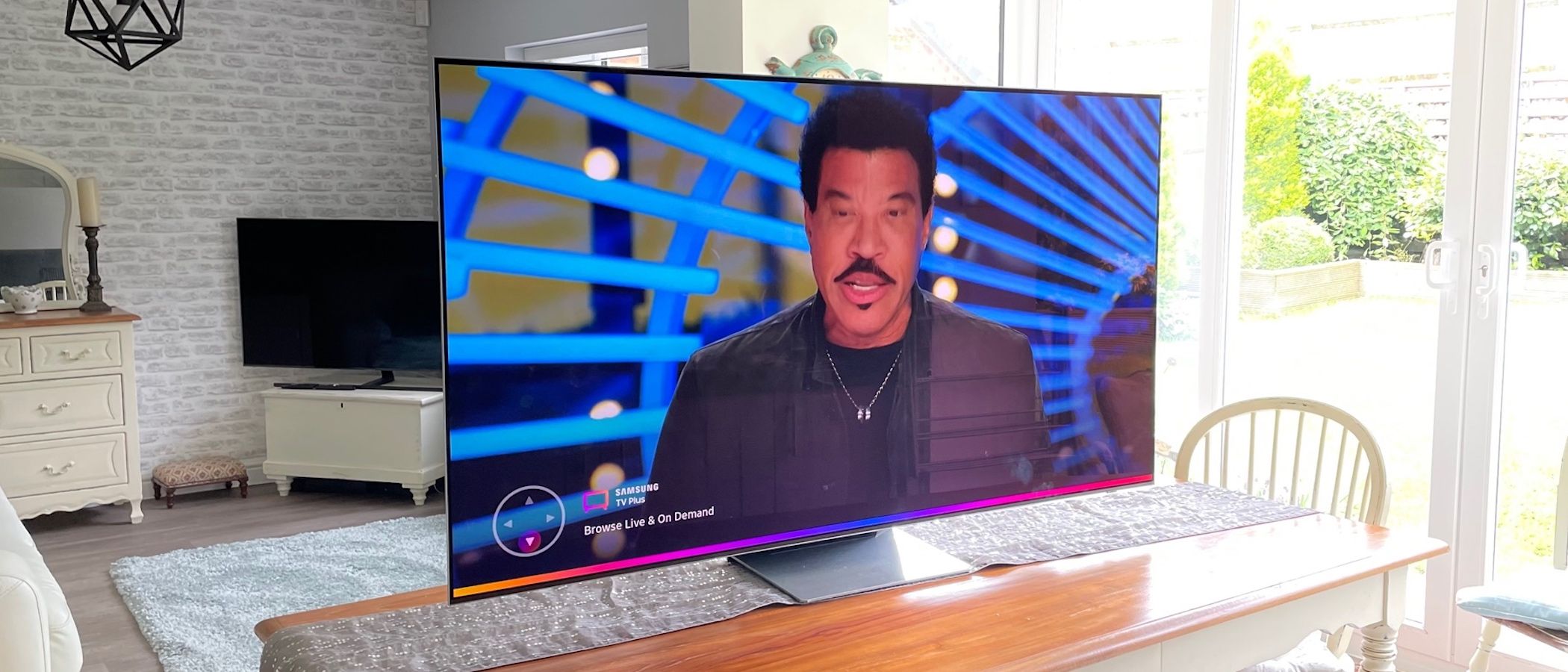 Samsung S95B OLED TV