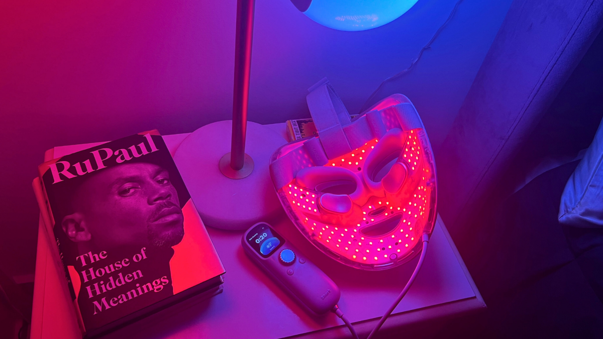 Shark CryoGlow LED + cooling face mask