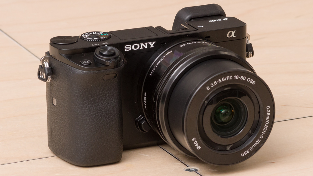 Sony α6000